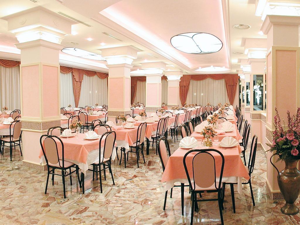 Hotel Pineta Bellaria-Igea Marina Exterior photo